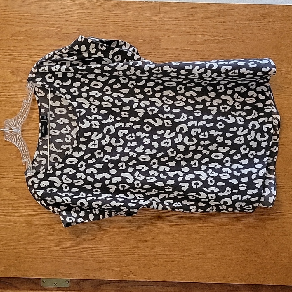 Apt. 9 Ladies Top